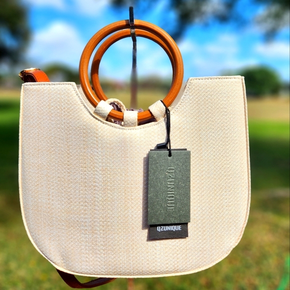 Handbags - QZUNIQUE bag with WOODEN round handles NWT
